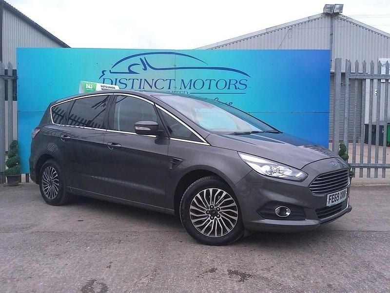 Grey Used 2019 Ford S-MAX Titanium MPV | £15,239 (Good price) - Image 1/4