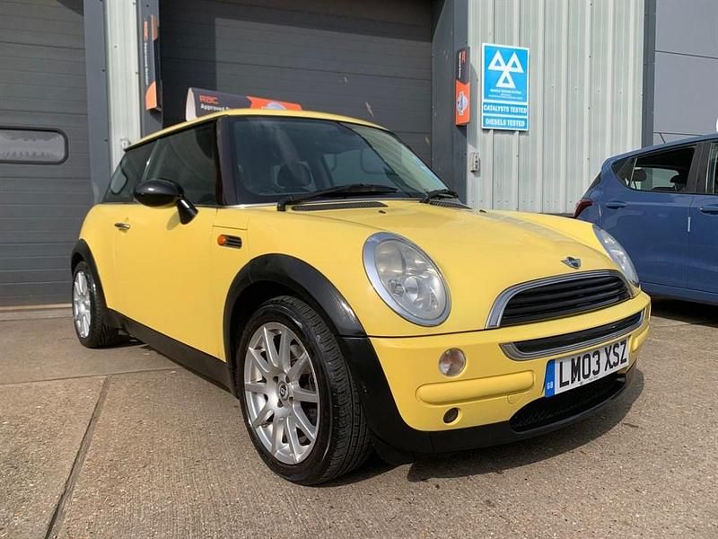 Used Mini ONE Hatch 2003 Yellow Hatchback