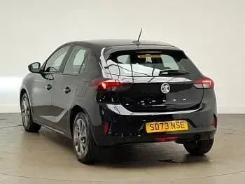 Używany Vauxhall Corsa Design Edition 100 KM (73 kW) 2023 Czarny Hatchback