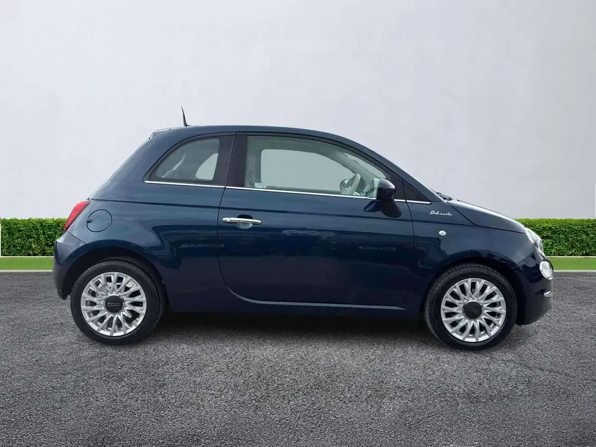 Used Fiat 500 Dolcevita 70 HP (51 kW) 2022 Blue Hatchback