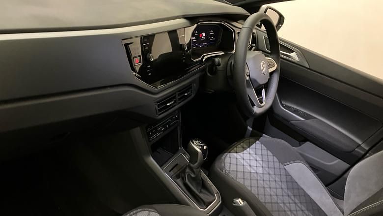 Used VW Polo R-line 116 HP (85 kW) 2025 Hatchback