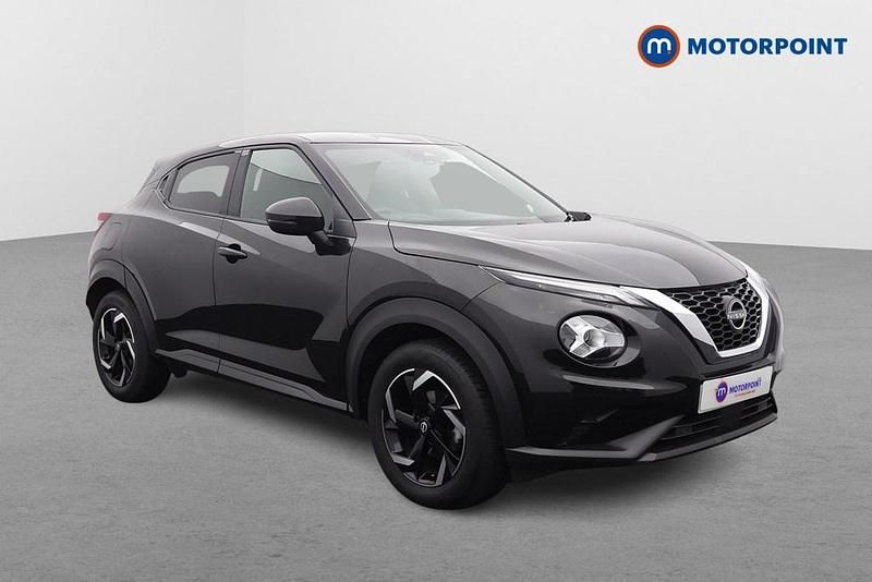Black Used 2023 Nissan Juke N-Connecta SUV | £15,999 (Fair price) - Image 1/4