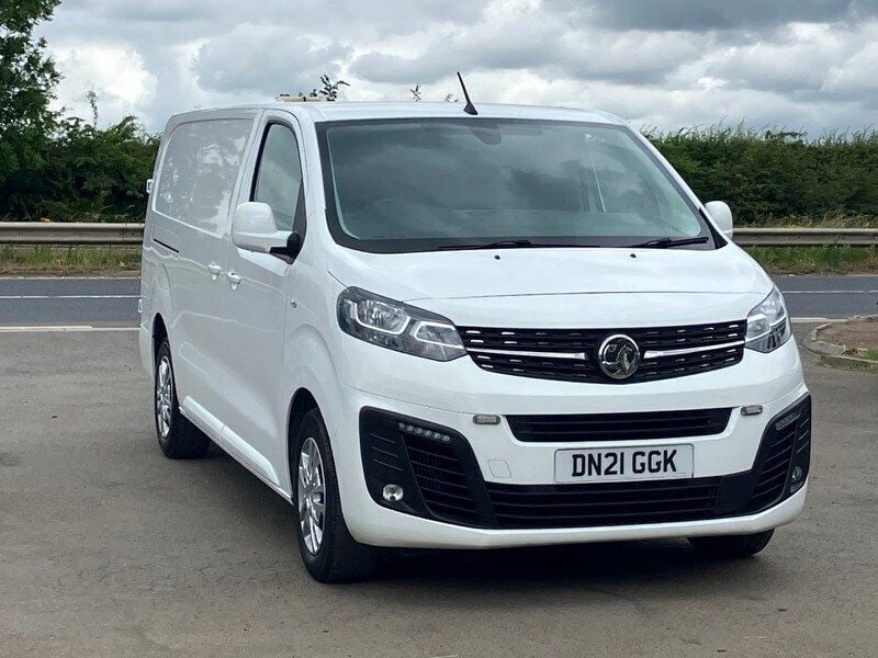 White Used 2021 Vauxhall Vivaro Sportive Van | £9,950 (Super price) - Image 1/4