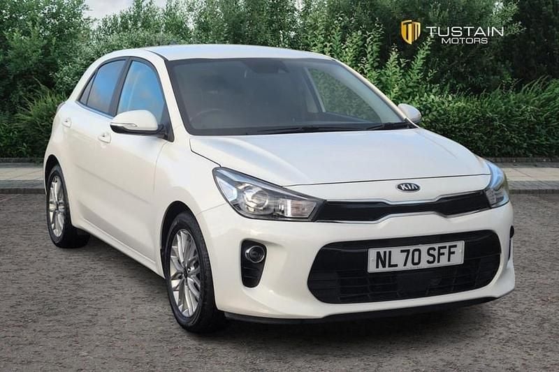 Used Kia Rio 99 HP (72 kW) 2020 White Hatchback