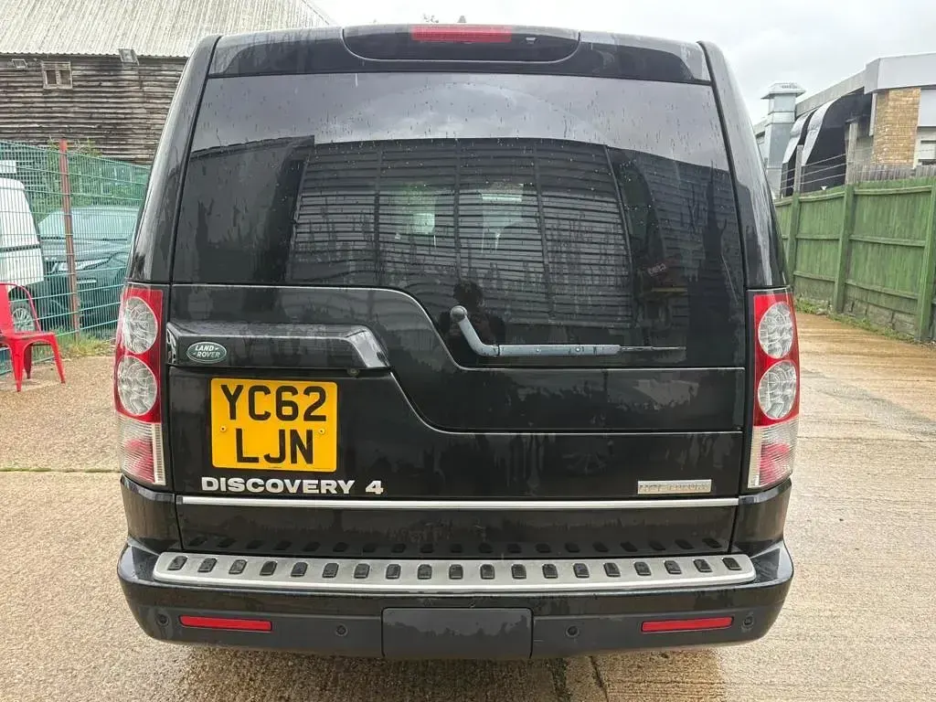 Used Land Rover Discovery 4 HSE Luxury 255 HP (187 kW) 2012 Black SUV