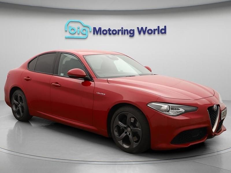 Red Used 2020 Alfa Romeo Giulia Veloce Sedan | £22,700 (Good price) - Image 1/4