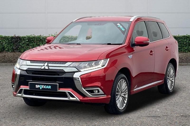 Red Used 2019 Mitsubishi Outlander P-HEV SUV | £15,030 (Fair price) - Image 1/4