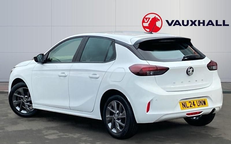 Used Vauxhall Corsa Design Edition 75 HP (55 kW) 2024 White Hatchback
