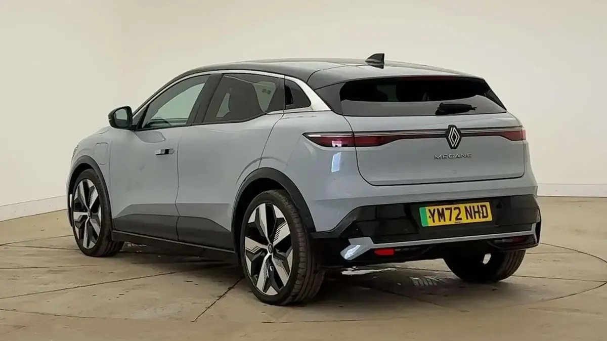 Used Renault Megane E-Tech Techno 160 kW (218 HP) 2023 Grey/black Hatchback