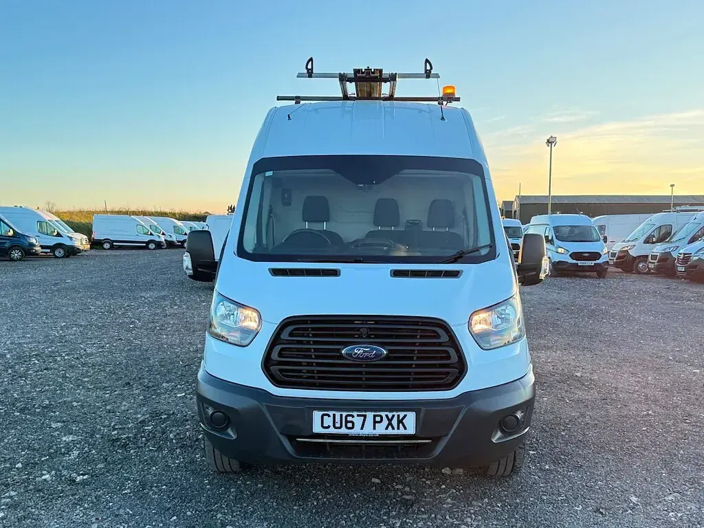 Used Ford Transit 170 HP (125 kW) 2017 White Van