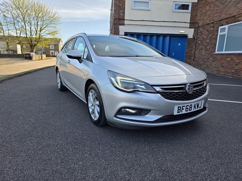 Used Vauxhall Astra 2018 Silver Estate