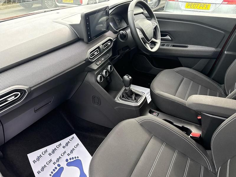 Used Dacia Jogger Expression 2024 Brown MPV