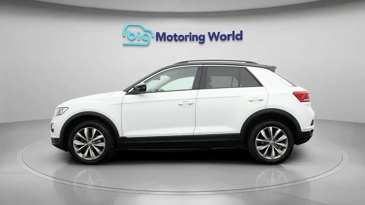 Used VW T-Roc Design 116 HP (85 kW) 2019 White SUV