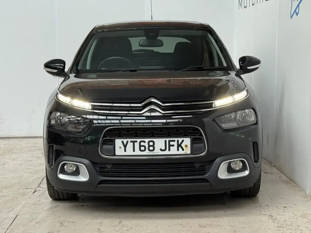 Usado Citroën C4 Cactus Flair 2018 Negro Utilitario