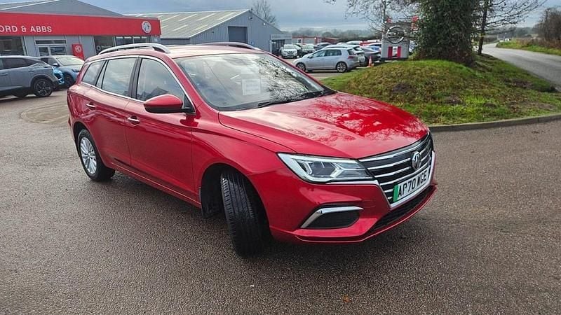 Used MG MG5 EV Exclusive 114 kW (156 HP) 2021 Red Estate