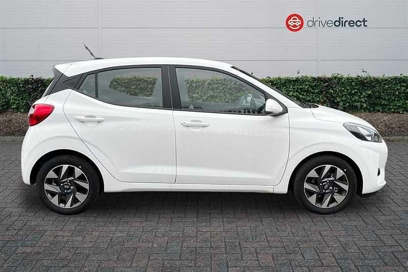 New Hyundai i10 Advanced 63 HP (46 kW) 2025 Special solid paint  atlas white Hatchback