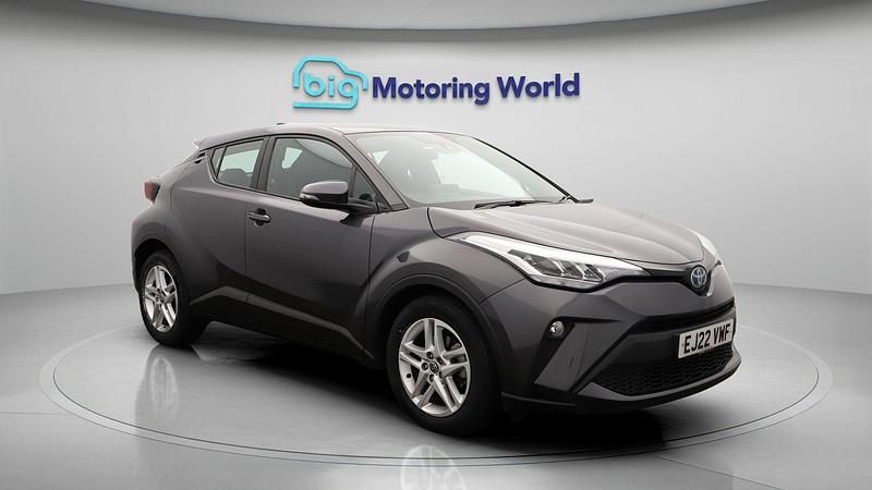 Used 2022 Toyota C-HR SUV | £17,200 (Super price) - Image 1/4