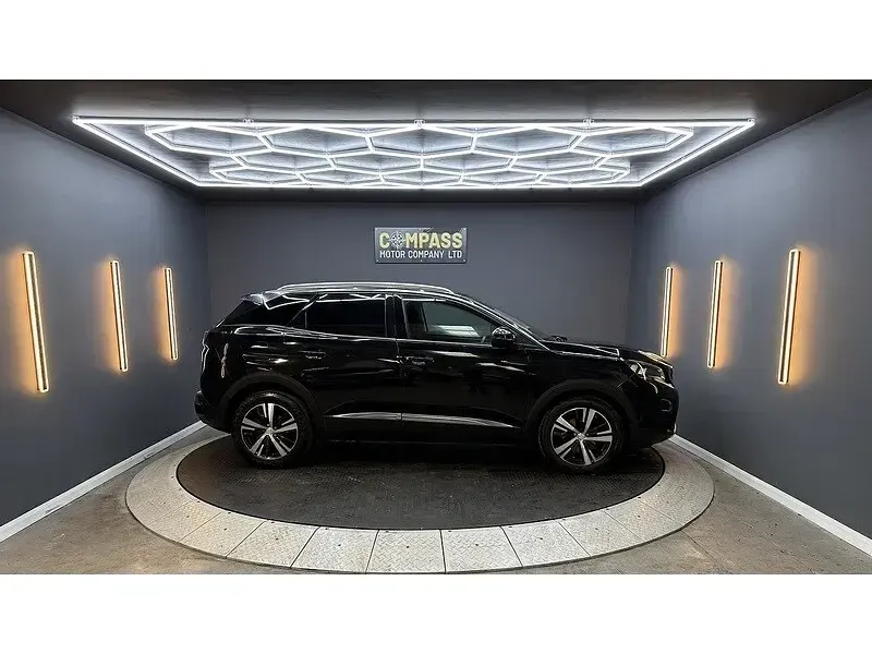 Used Peugeot 3008 Allure 130 HP (95 kW) 2019 Black SUV