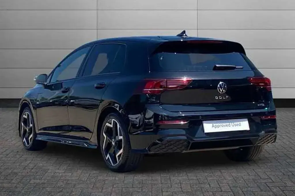 Used VW Golf VIII 150 HP (110 kW) 2025