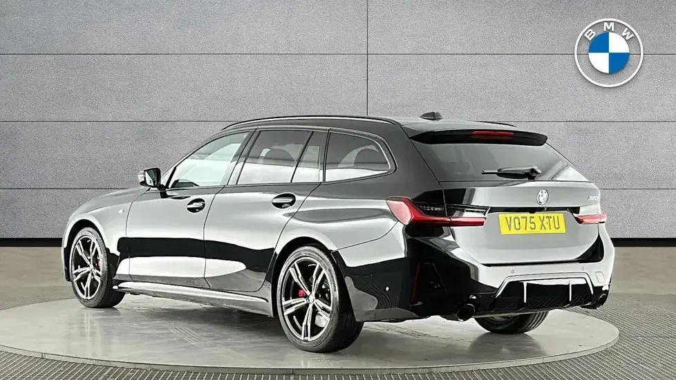 Used BMW 320 M Sport 181 HP (133 kW) 2025 Black Estate