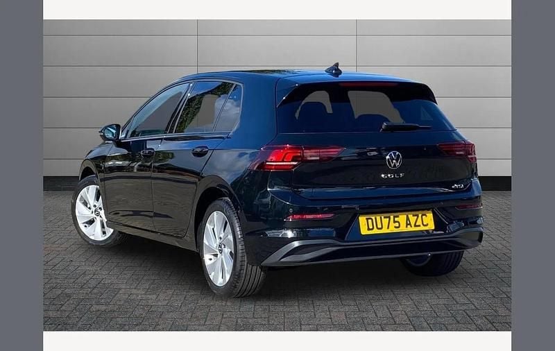 New VW Golf VIII Match 150 HP (110 kW) 2025 Black Hatchback