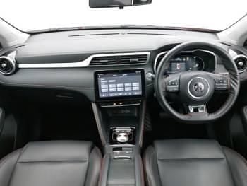 Used MG ZS Trophy 129 kW (176 HP) 2022 Red Hatchback