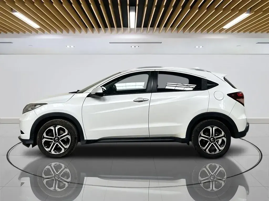 Second-hand Honda HR-V EX 120 CP (88 kW) 2016 Alb SUV