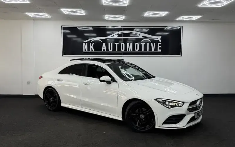 Usado Mercedes CLA180 AMG Line Premium Plus 136 HP (100 kW) 2022 Sedan