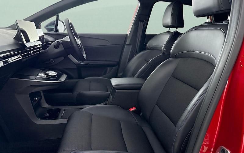 Used MG MG4 EV Trophy 150 kW (204 HP) 2025 Hatchback