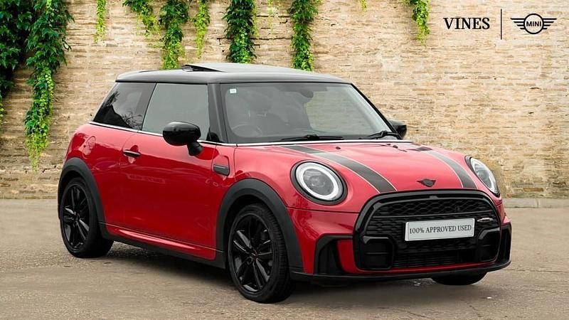 Used Mini Cooper Hatch 134 HP (98 kW) 2021 Red Hatchback