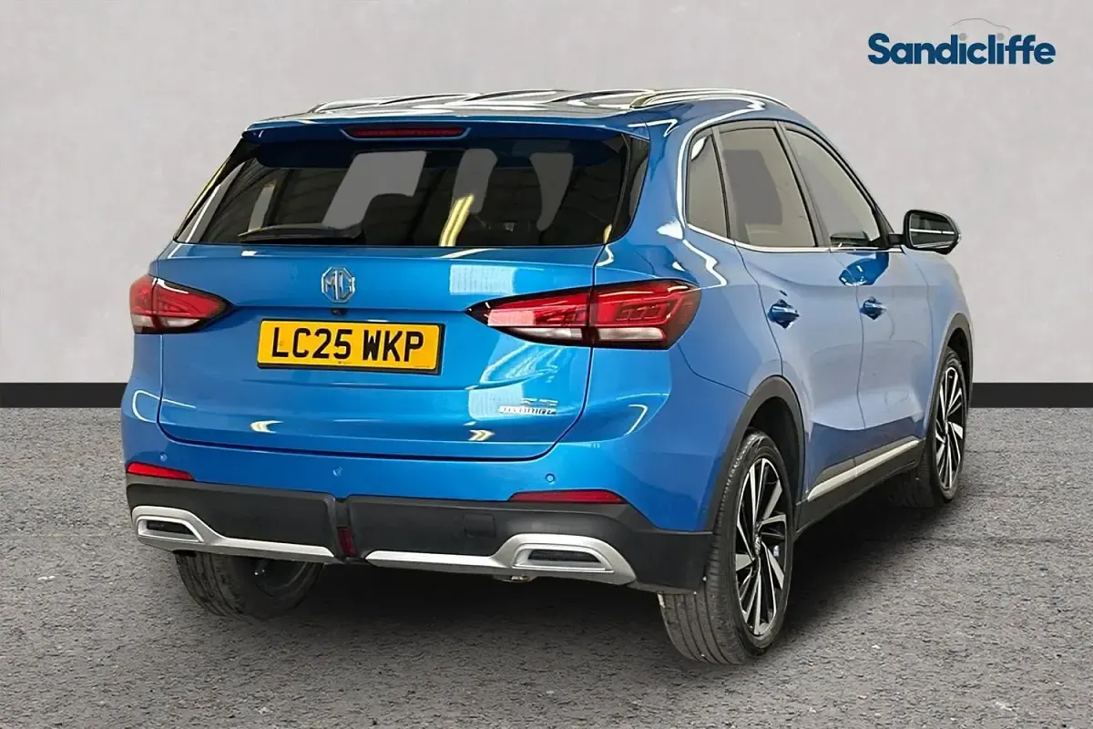 Used MG ZS Trophy 196 HP (144 kW) 2024 Metallic  battersea blue SUV