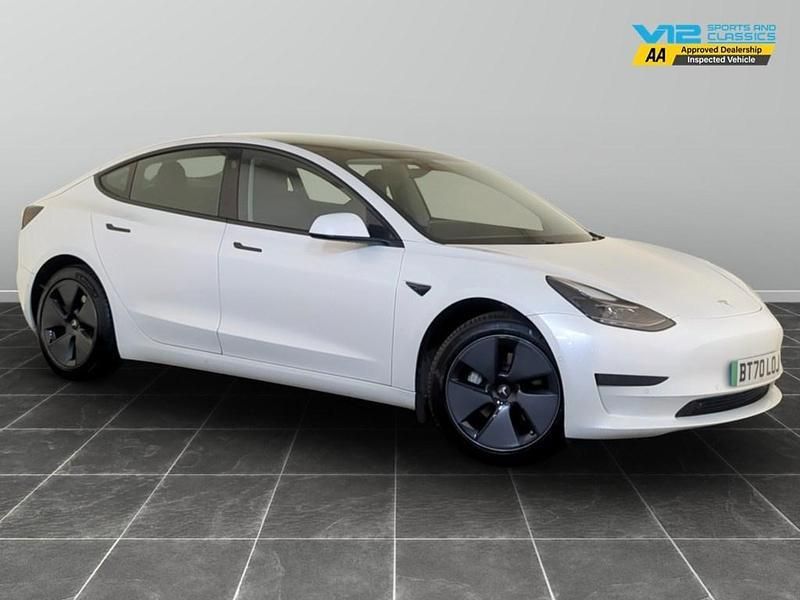 White Used 2020 Tesla Model 3 Standard Range Sedan | £15,495 (Good price) - Image 1/2