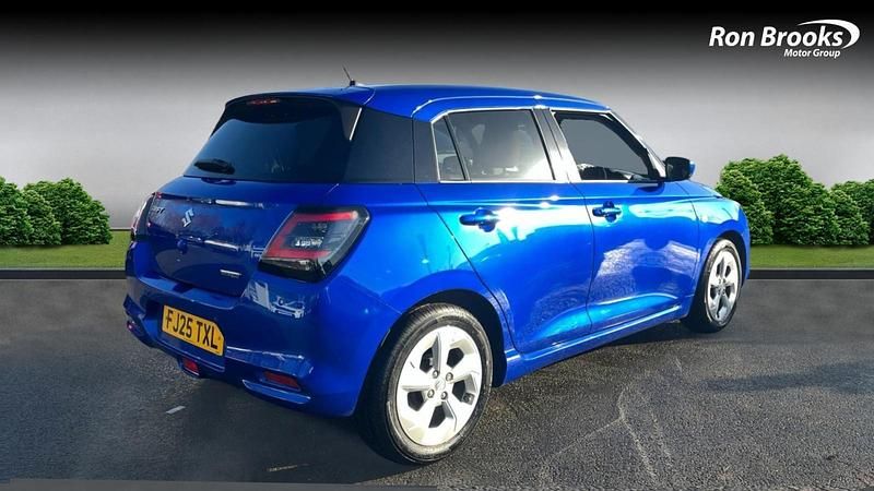 Used Suzuki Swift 82 HP (60 kW) 2025 Blue Hatchback