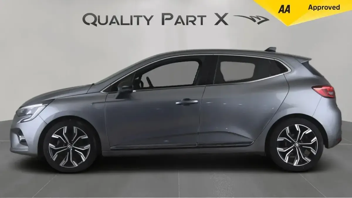 Used Renault Clio Techno 2023 Grey Hatchback