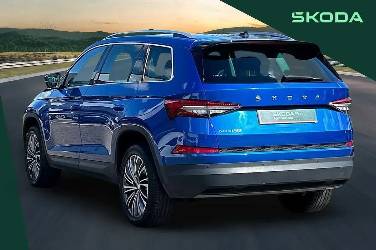 Used Skoda Kodiaq SE L Executive 110 HP (80 kW) 2023 Race blue metallic SUV