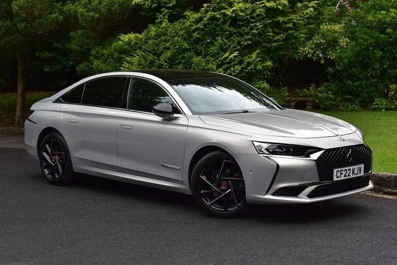 Used DS Automobiles DS9 Performance Line Plus 225 HP (165 kW) 2022 White Sedan