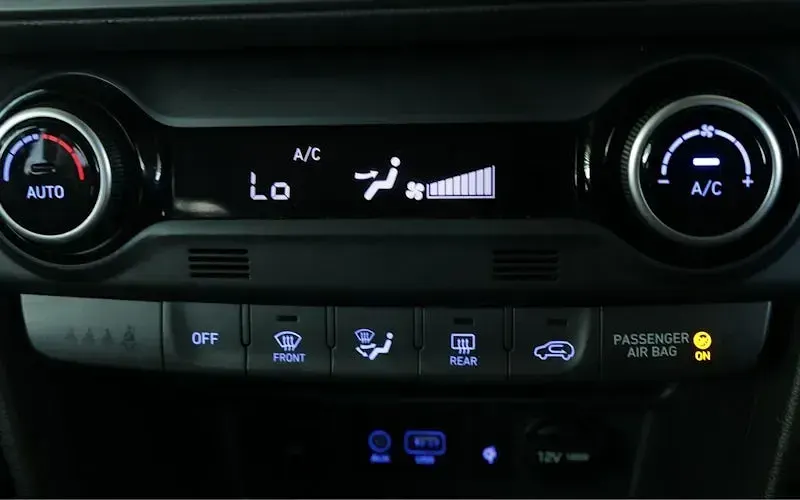 Used Hyundai Kona Premium 120 HP (88 kW) 2020 Grey SUV