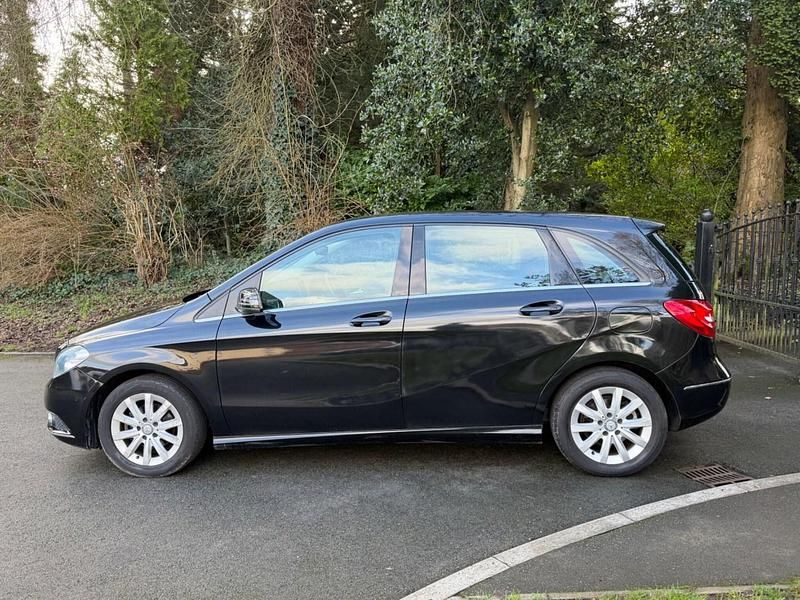 Used Mercedes B180 SE 109 HP (80 kW) 2014 Black MPV