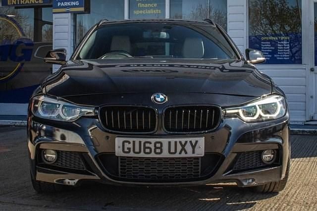 Used BMW 320 M Sport 190 HP (139 kW) 2018 Black Estate