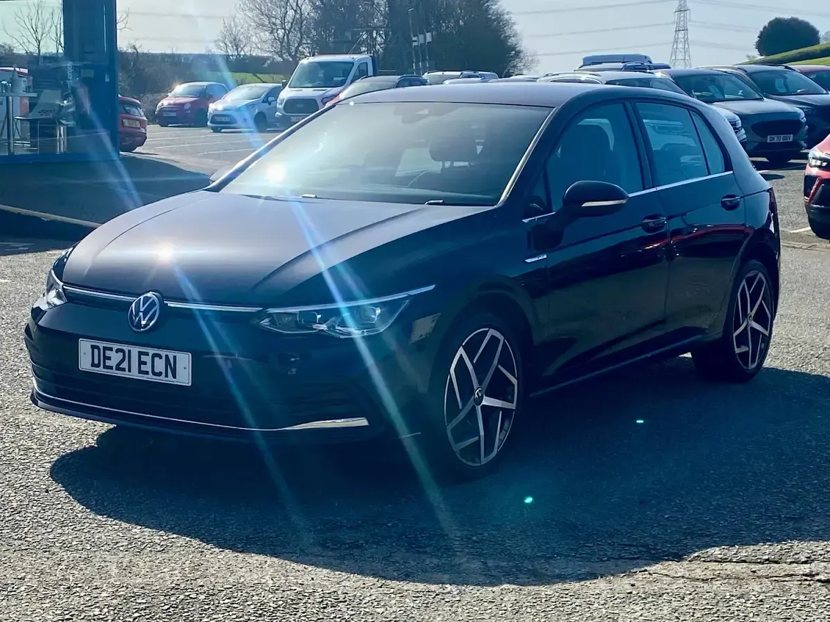 Used VW Golf VII Style 150 HP (110 kW) 2021 Black Hatchback