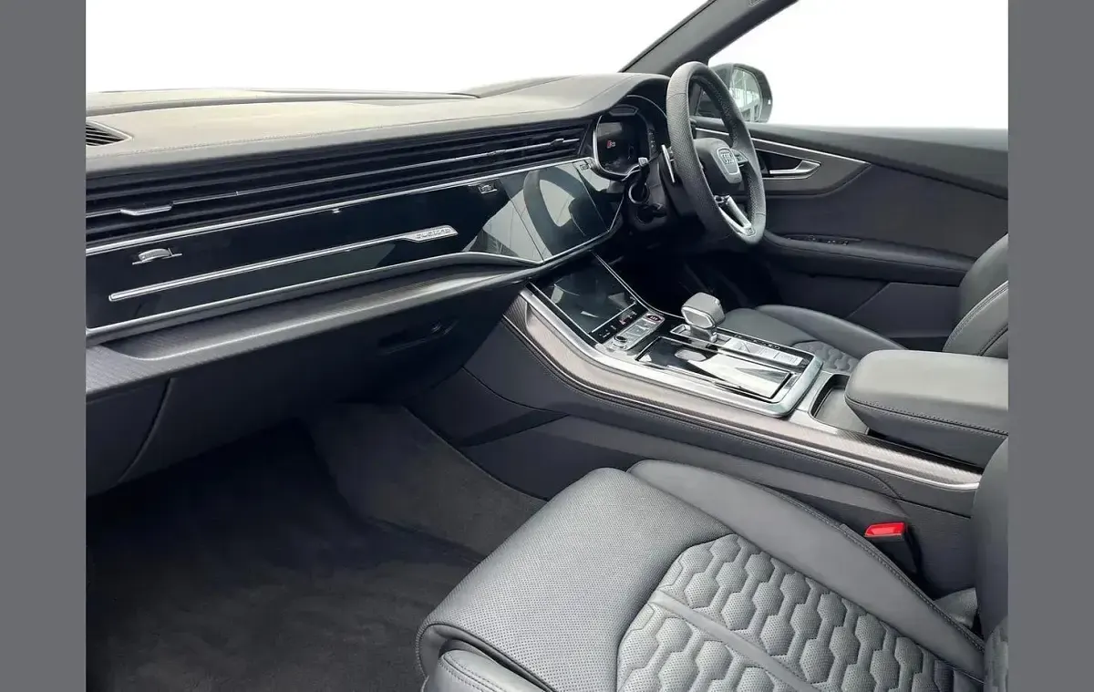 Used Audi RS Q8 Design 591 HP (434 kW) 2025 Black SUV