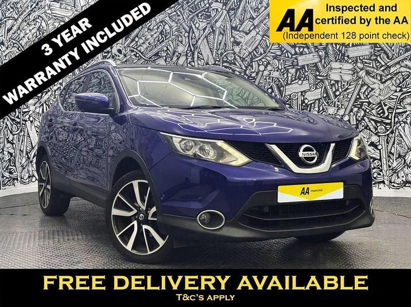 Blue Used 2017 Nissan Qashqai Tekna SUV | £10,195 (Fair price) - Image 1/2