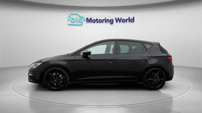 Used Seat Leon Cupra 290 290 HP (213 kW) 2019 Black Hatchback