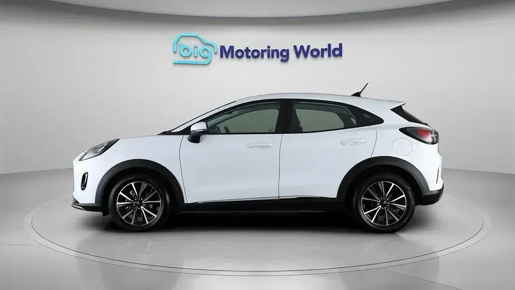 Usado Ford Puma Titanium 155 CV (114 kW) 2023 Blanco SUV