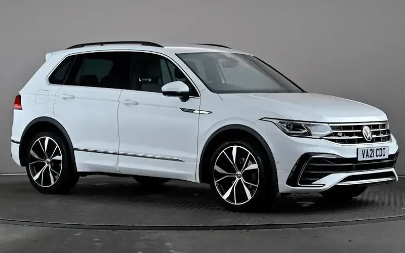 Used VW Tiguan R-line 150 HP (110 kW) 2023 SUV