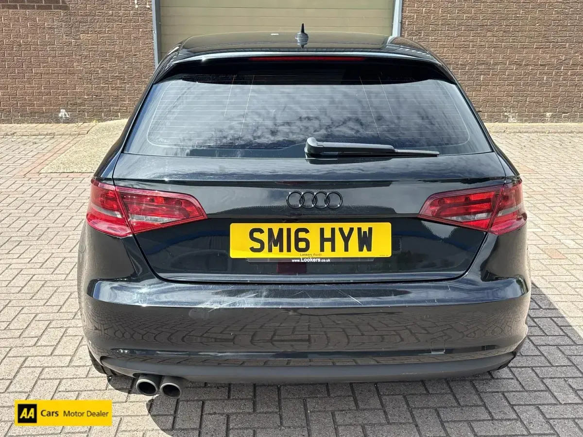 Used Audi A3 Sportback Sport 125 HP (91 kW) 2016 Black Hatchback
