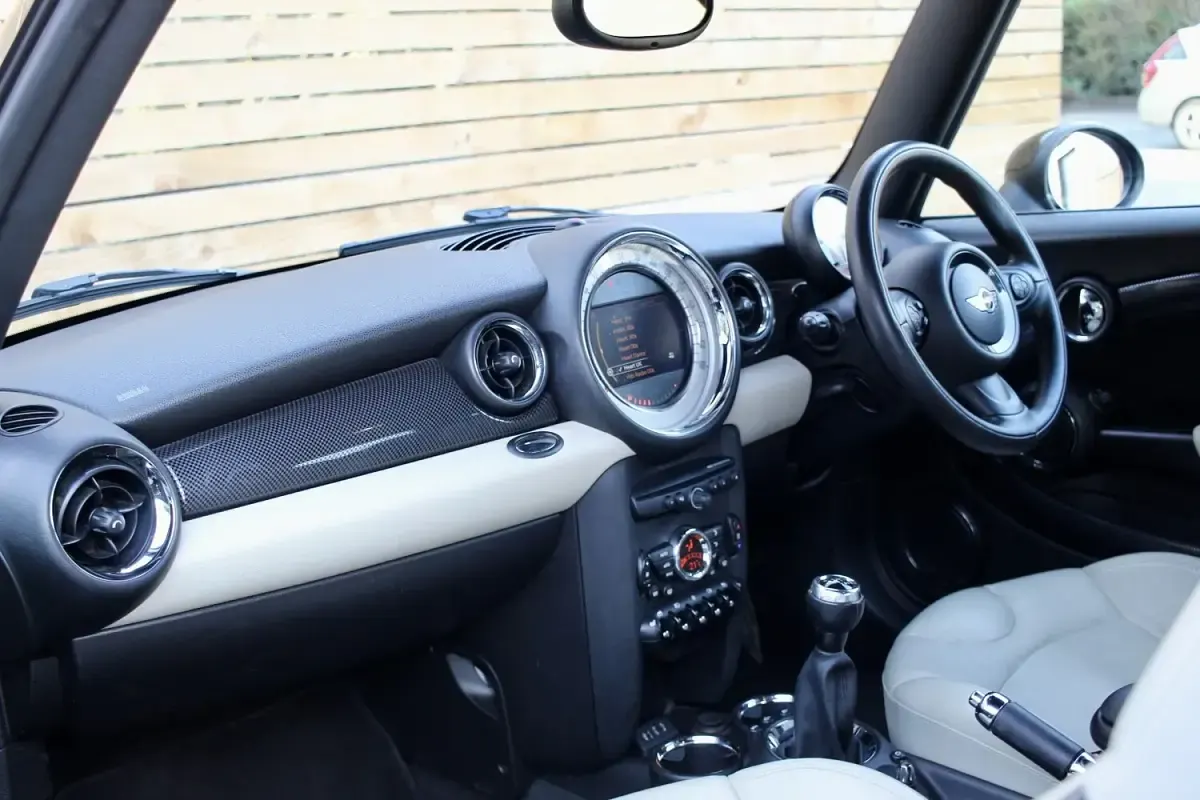 Used Mini Cooper S Hatch 184 HP (135 kW) 2014 Grey Hatchback