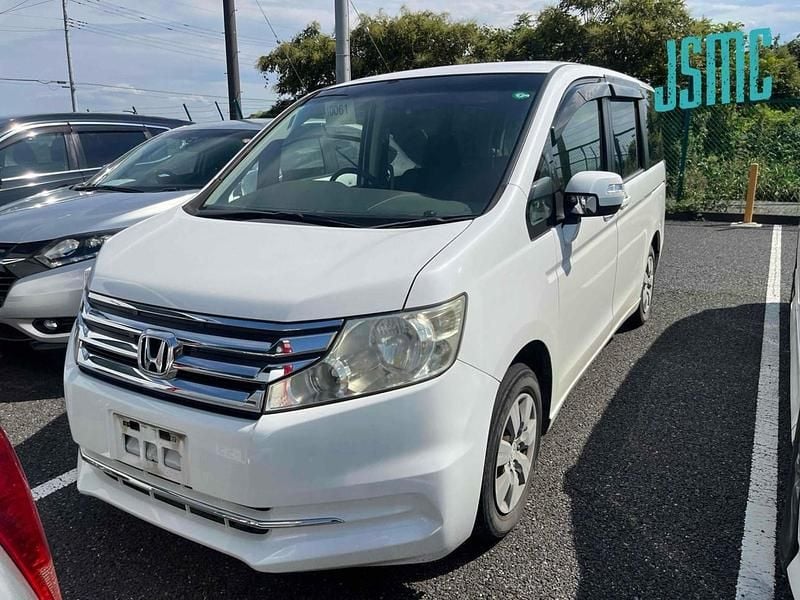 Used Honda Stepwgn 2013 White MPV