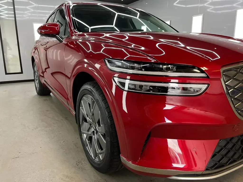 Used Genesis GV70 Sport 359 kW (489 HP) 2023 Red SUV