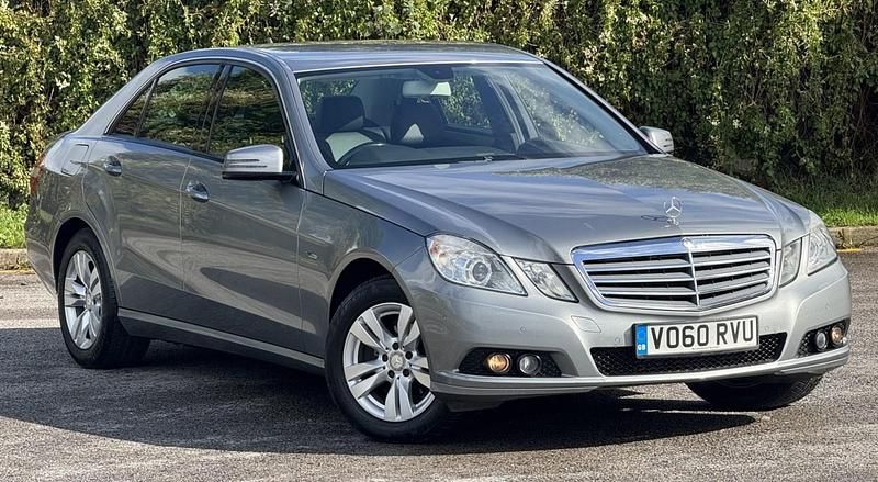 Used Mercedes E250 SE 2010 Silver Sedan